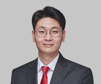 Yoonki Kim